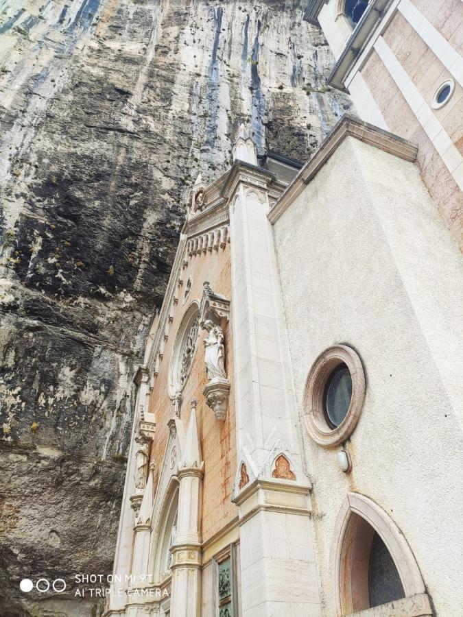 Brentino Belluno Agriturismo Revena מראה חיצוני תמונה