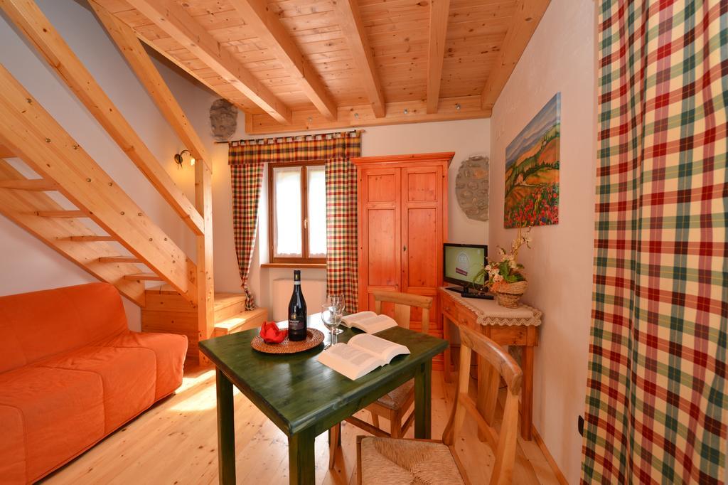 Brentino Belluno Agriturismo Revena מראה חיצוני תמונה