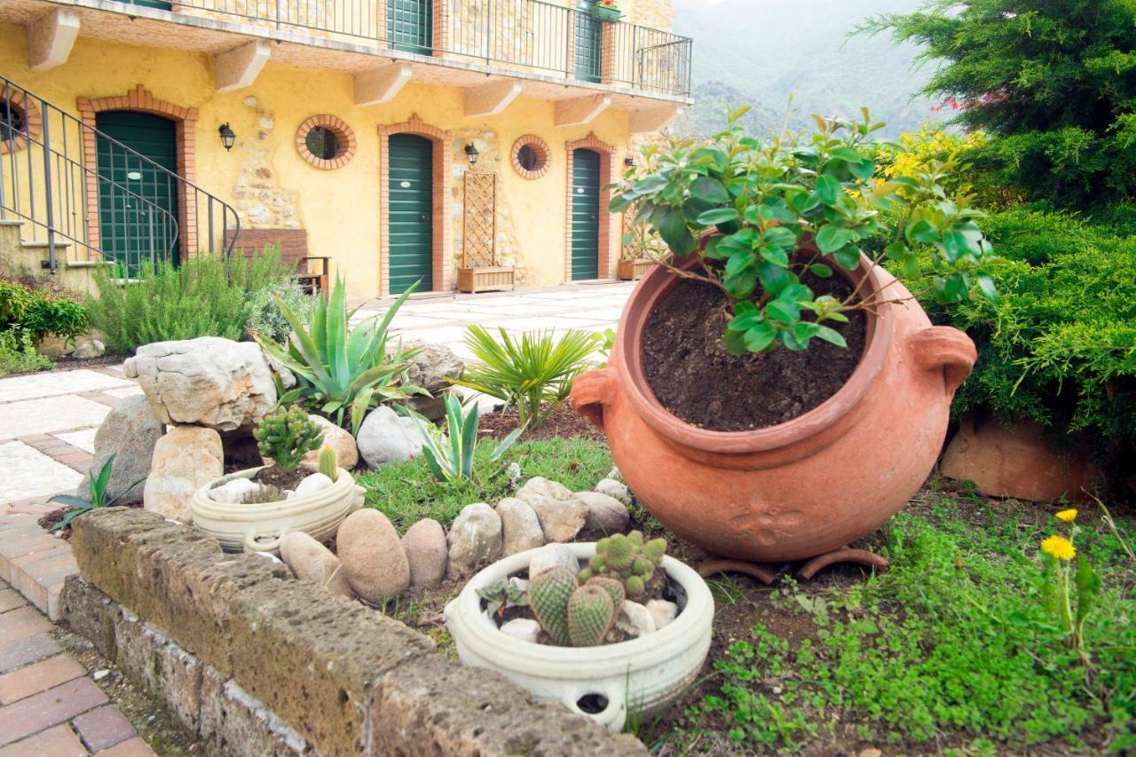 Brentino Belluno Agriturismo Revena מראה חיצוני תמונה
